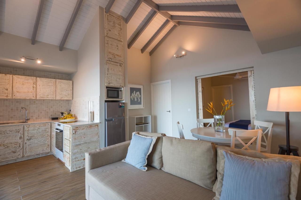 Le Nautique Beachfront Apartments Anse Royale Exterior foto