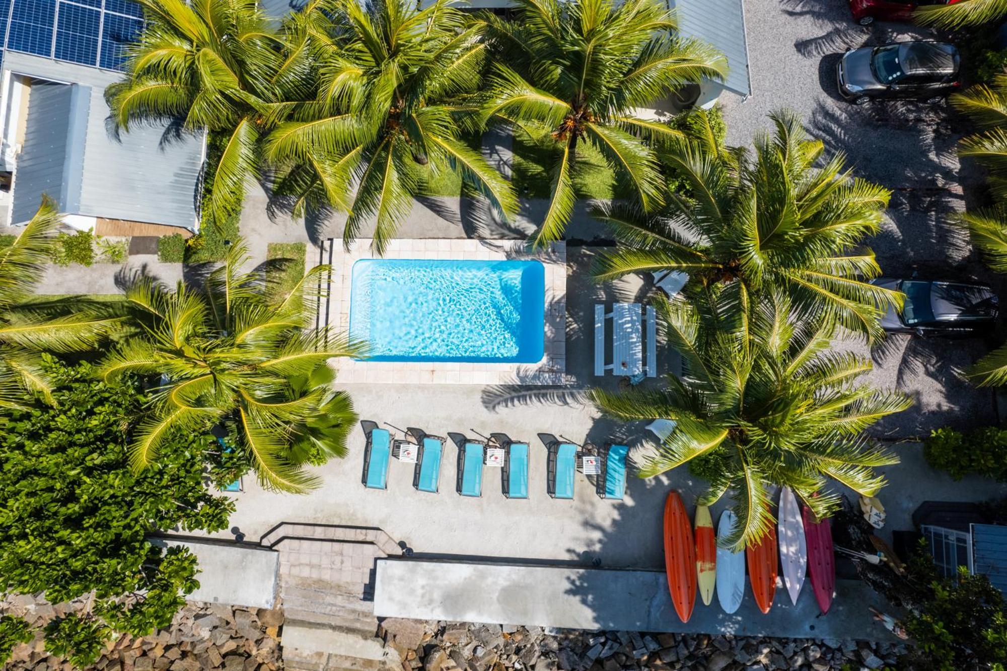 Le Nautique Beachfront Apartments Anse Royale Exterior foto