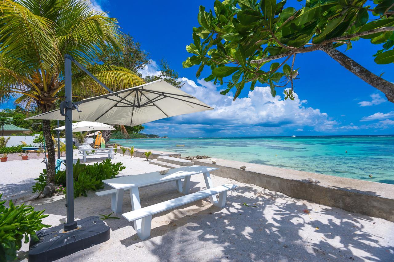 Le Nautique Beachfront Apartments Anse Royale Exterior foto