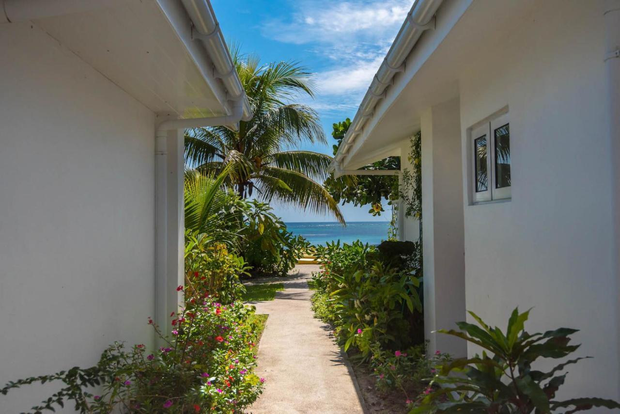 Le Nautique Beachfront Apartments Anse Royale Exterior foto